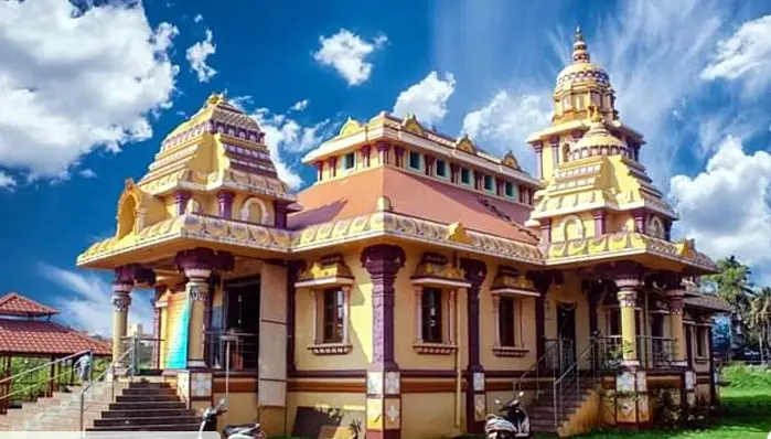 Adani Codename Lit At Teen Hath Naka, Thane West